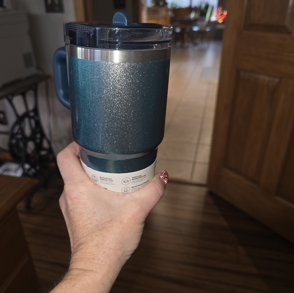 Stanley Ponderosa Shimmer 20 Oz New - Picture 4 of 4